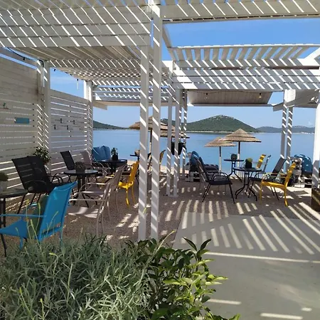 On The - Buqez Eco Holiday home